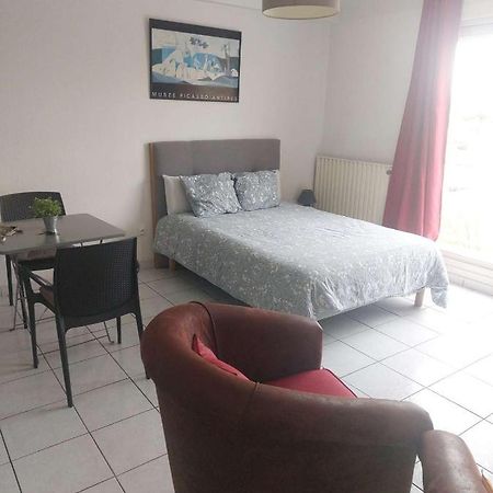 Residence D'Anjou - Grand Studio Avec Balcon Et Parking Privatif Perpignan Exterior foto